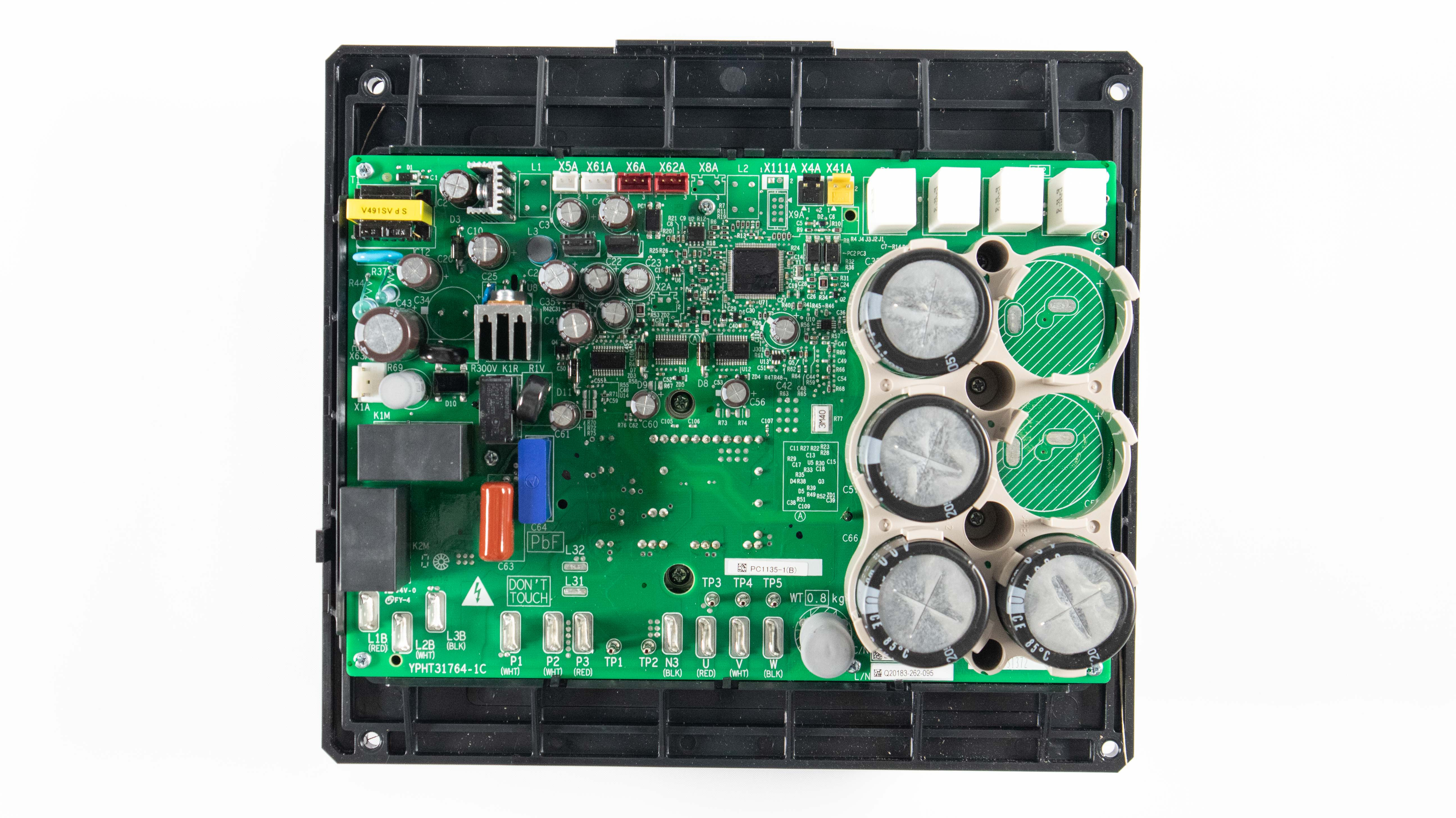 Carte inverter (A3P) pour RXYQ12P7W1B/RXYQ8P9W1B/RXYQ12P9W1B/RXYQ12P7W1B - DAIKIN